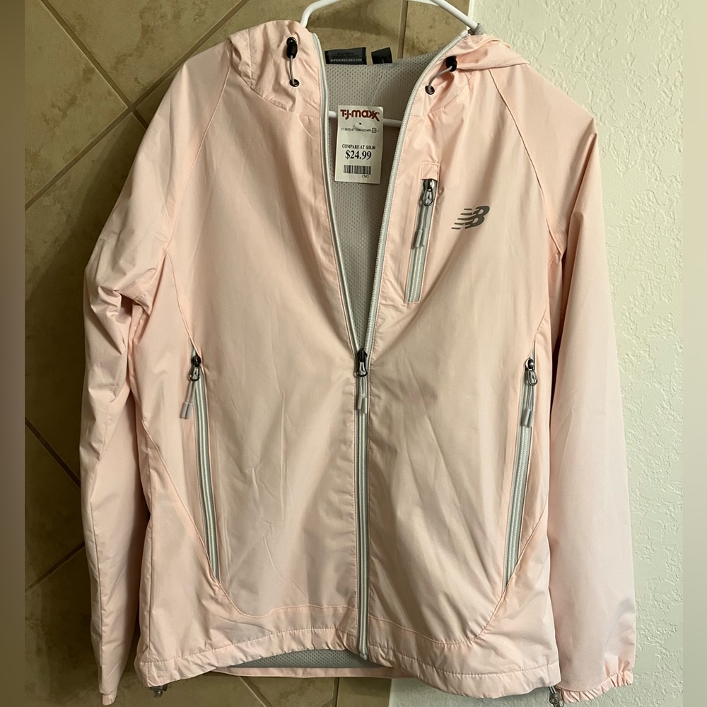 NWT New Balance Light Pink Women’s Rain Coat